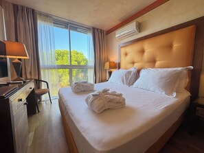 Frette Italian sheets, hypo-allergenic bedding, Select Comfort beds - Hotel Greif (Lignano Sabbiadoro)