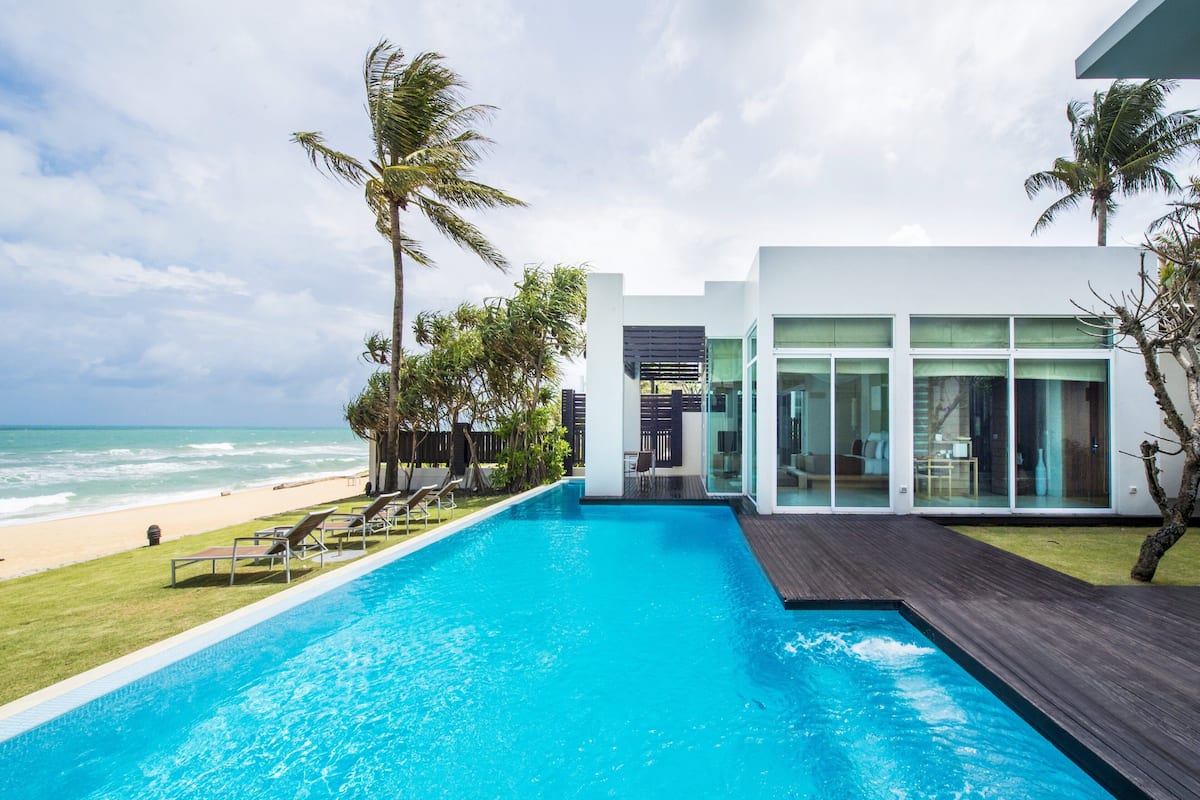 3 BR Beachfront Villa | Private pool