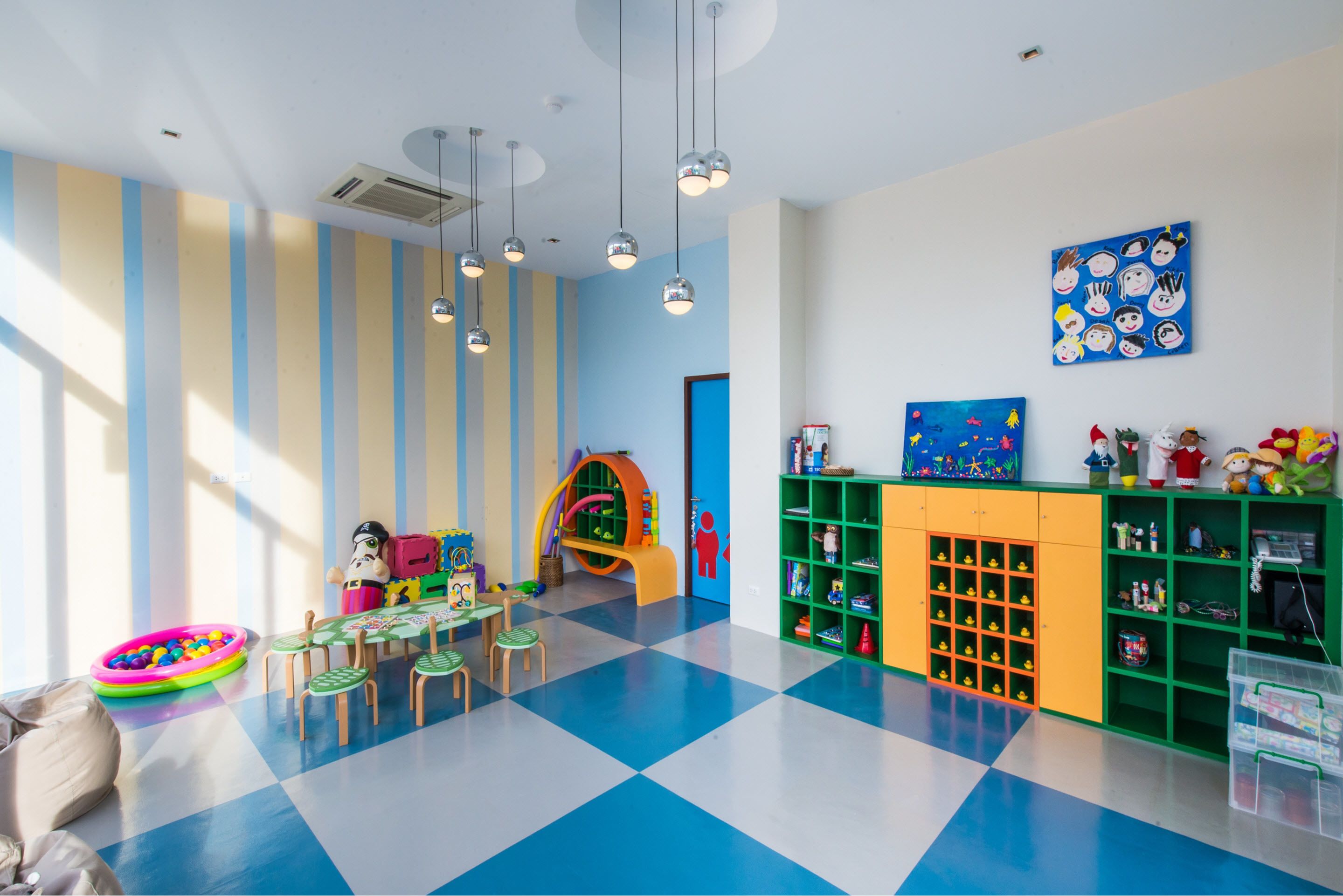 children’s play area – indoor