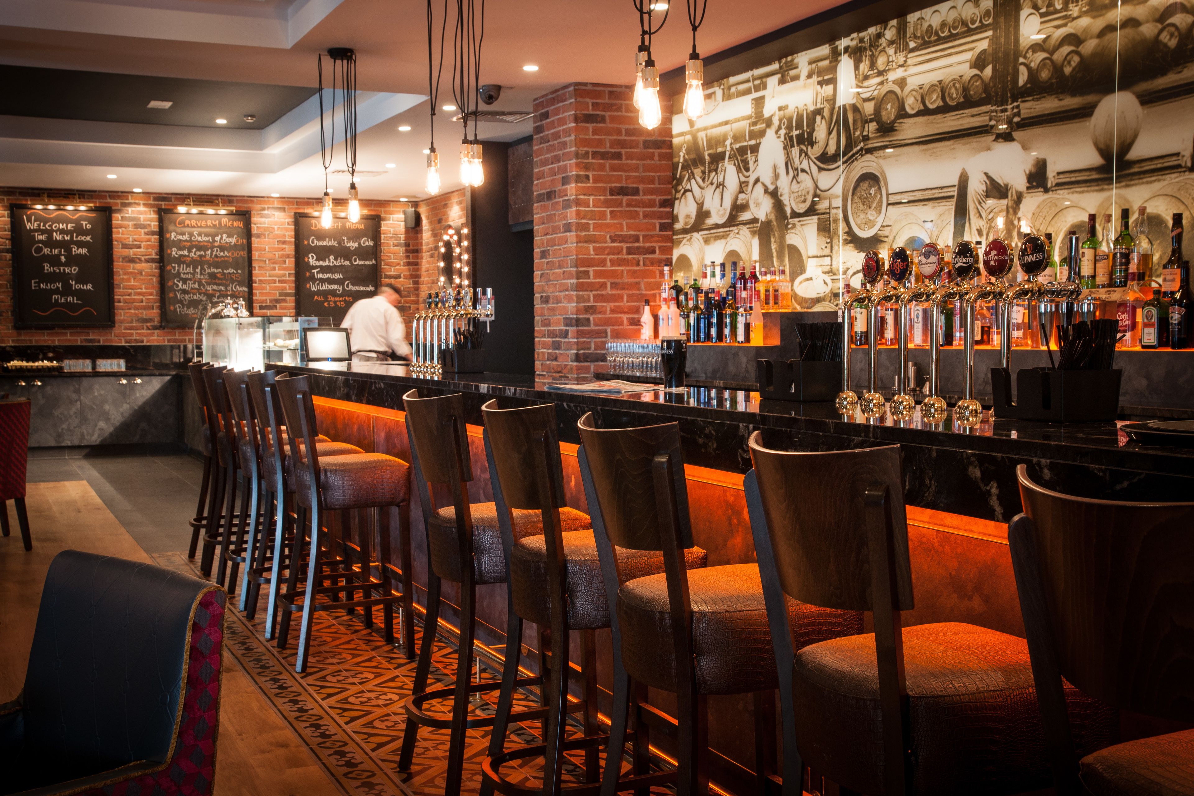 serves lunch and dinner