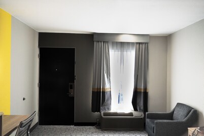 Super 8 by Wyndham Antioch/Nashville South East
