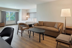 Chambre, 1 très grand lit | Literie de qualité supérieure, bureau