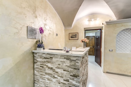 Rezeption. Hotel Family House