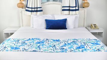 Caja de seguridad en la habitación y escritorio