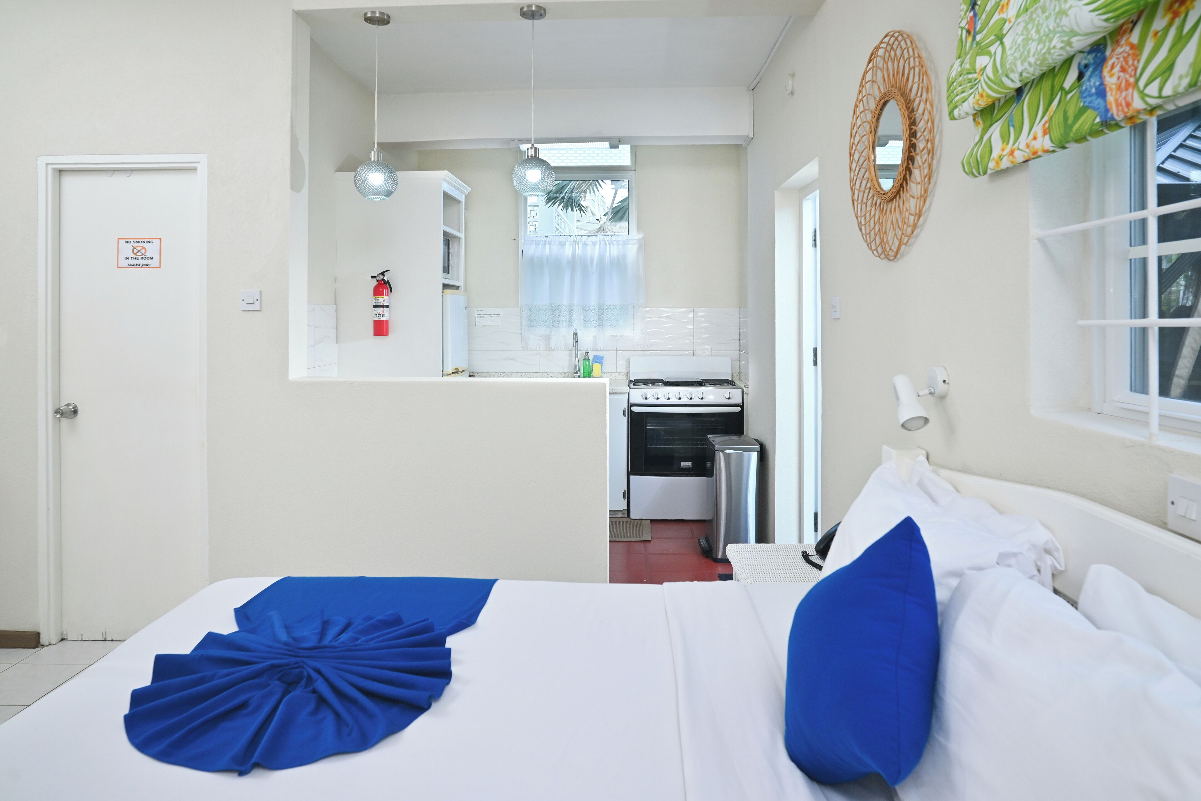 Coffres-forts dans les chambres, bureau