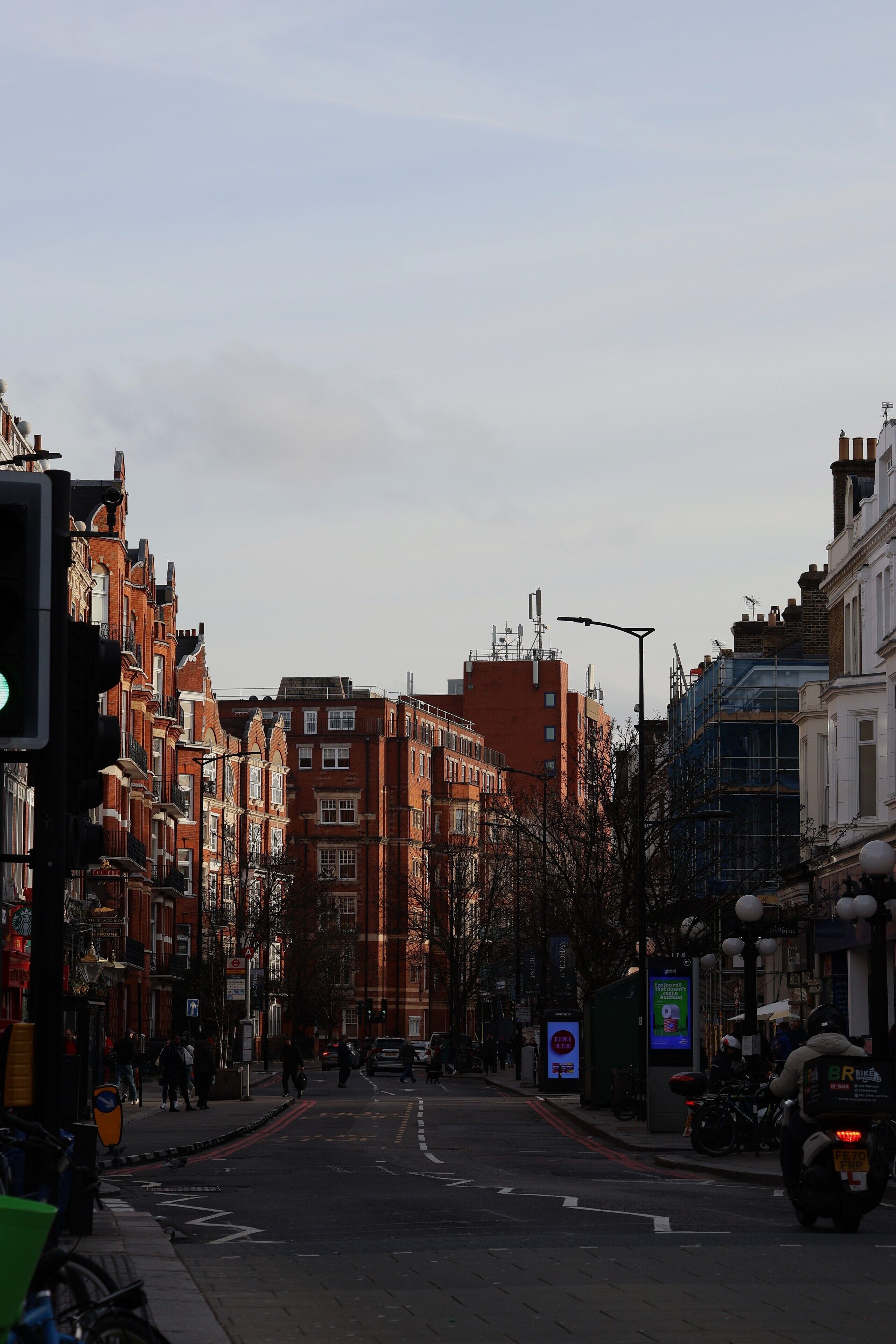 Photo - Dreamtel London Kensington