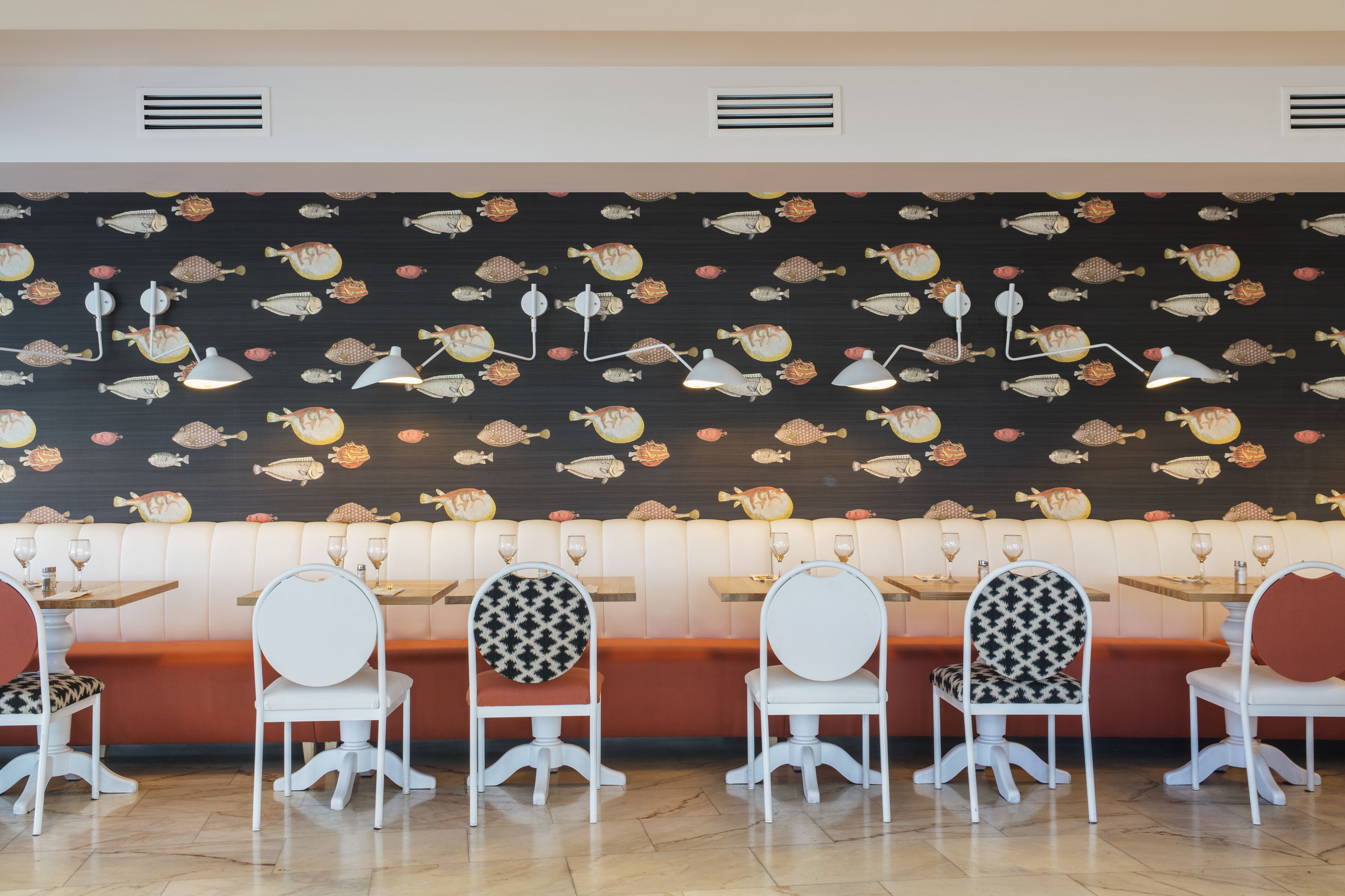 breakfast, lunch and dinner served