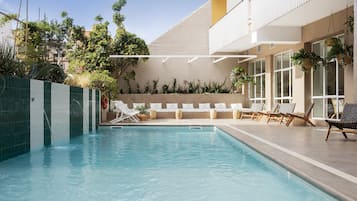 Outdoor pool, sun loungers