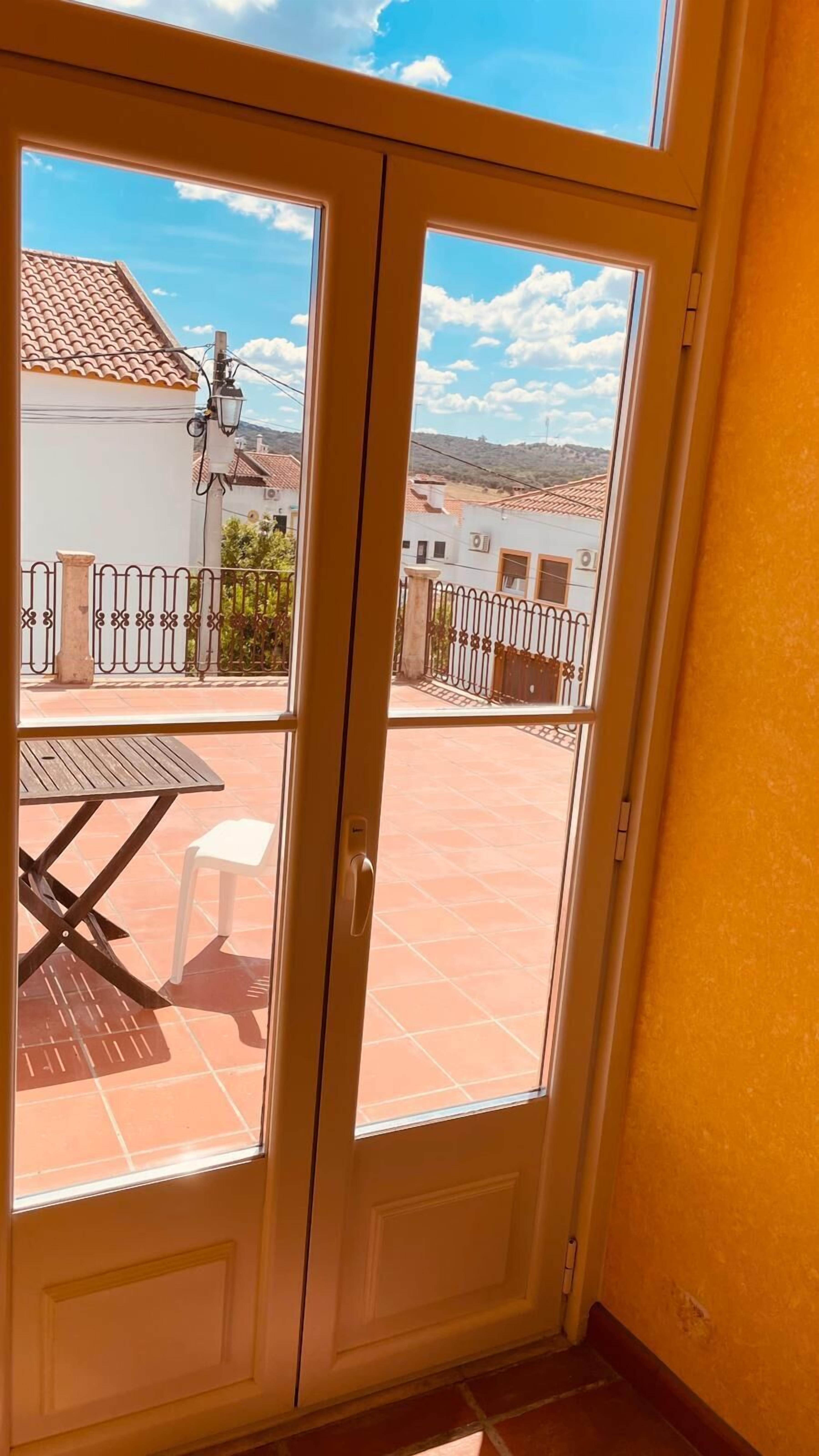 superior twin room | 1 bedroom, desk, soundproofing, free wifi