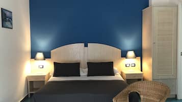 1 chambre, coffres-forts dans les chambres, bureau