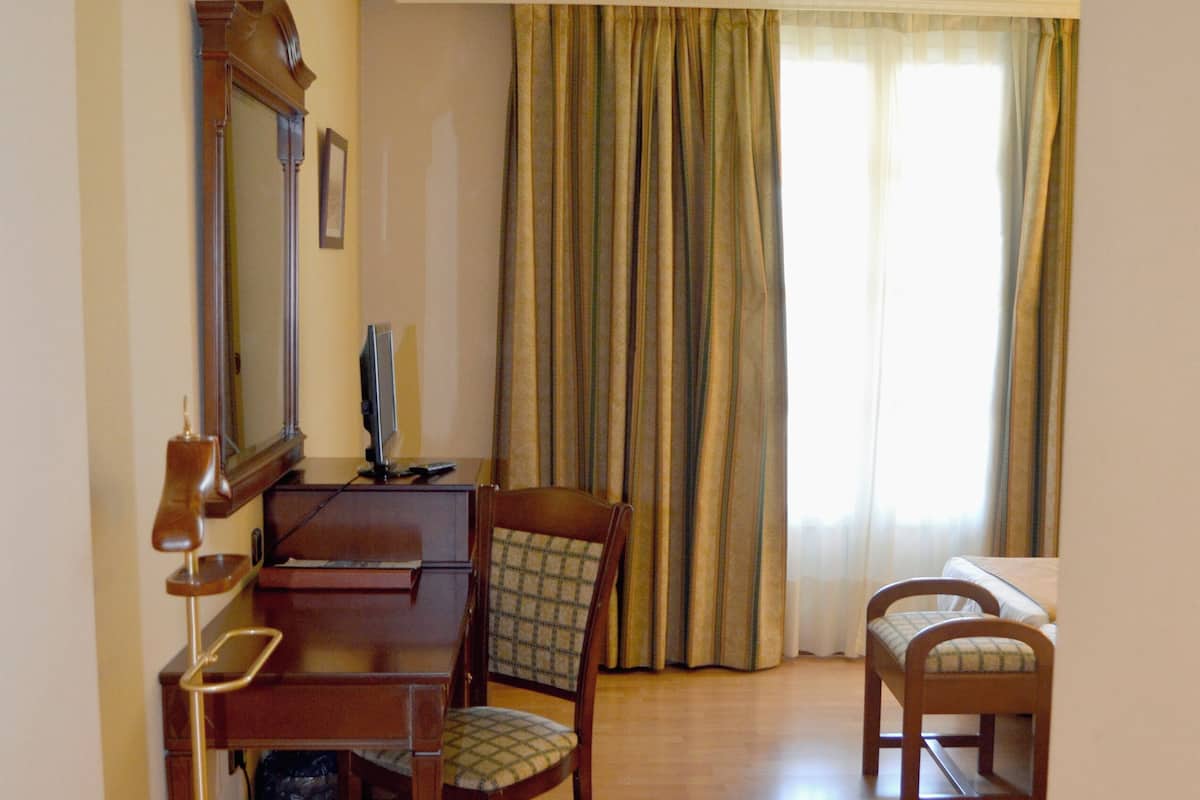 In-room safe, desk, blackout drapes, rollaway beds