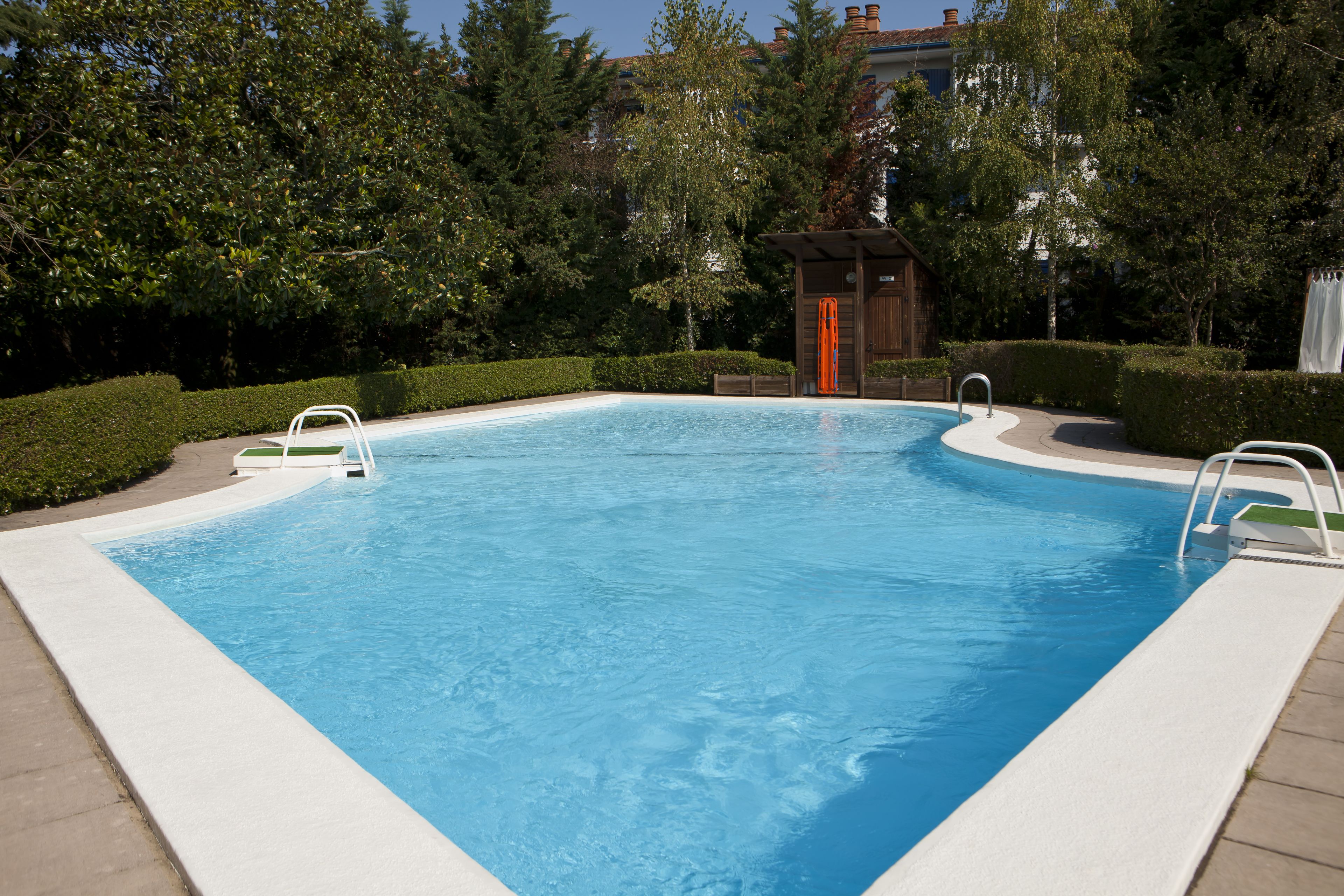 outdoor pool, pool loungers