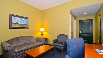 32-inch LCD TV with cable channels, TV