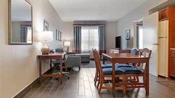 Téléviseur ACL de 32 po avec télévision par câble, téléviseur