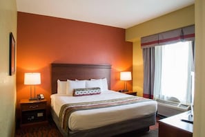 Ferros/tábuas de passar roupa, Wi-Fi (sobretaxa), roupa de cama