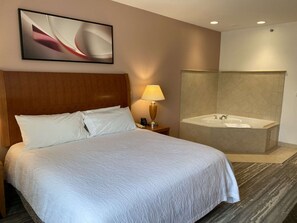 Suite, One King Bed | Iron/ironing board, free cribs/infant beds, rollaway beds, free WiFi - Hilton Garden Inn Columbia (Columbia)
