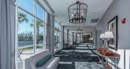 DoubleTree by Hilton North Charleston - Convention Center