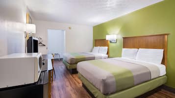 Työpöytä, ilmainen Wi-Fi, vuodevaatteet, herätyskellot