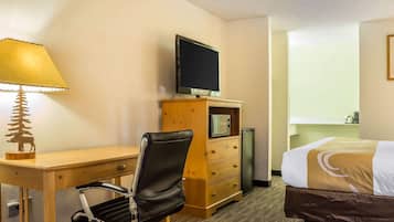 Standard Room, 1 King Bed, Non Smoking | Premium bedding, desk, laptop workspace, soundproofing