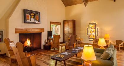 New Harmony Inn Resort and Conference Center