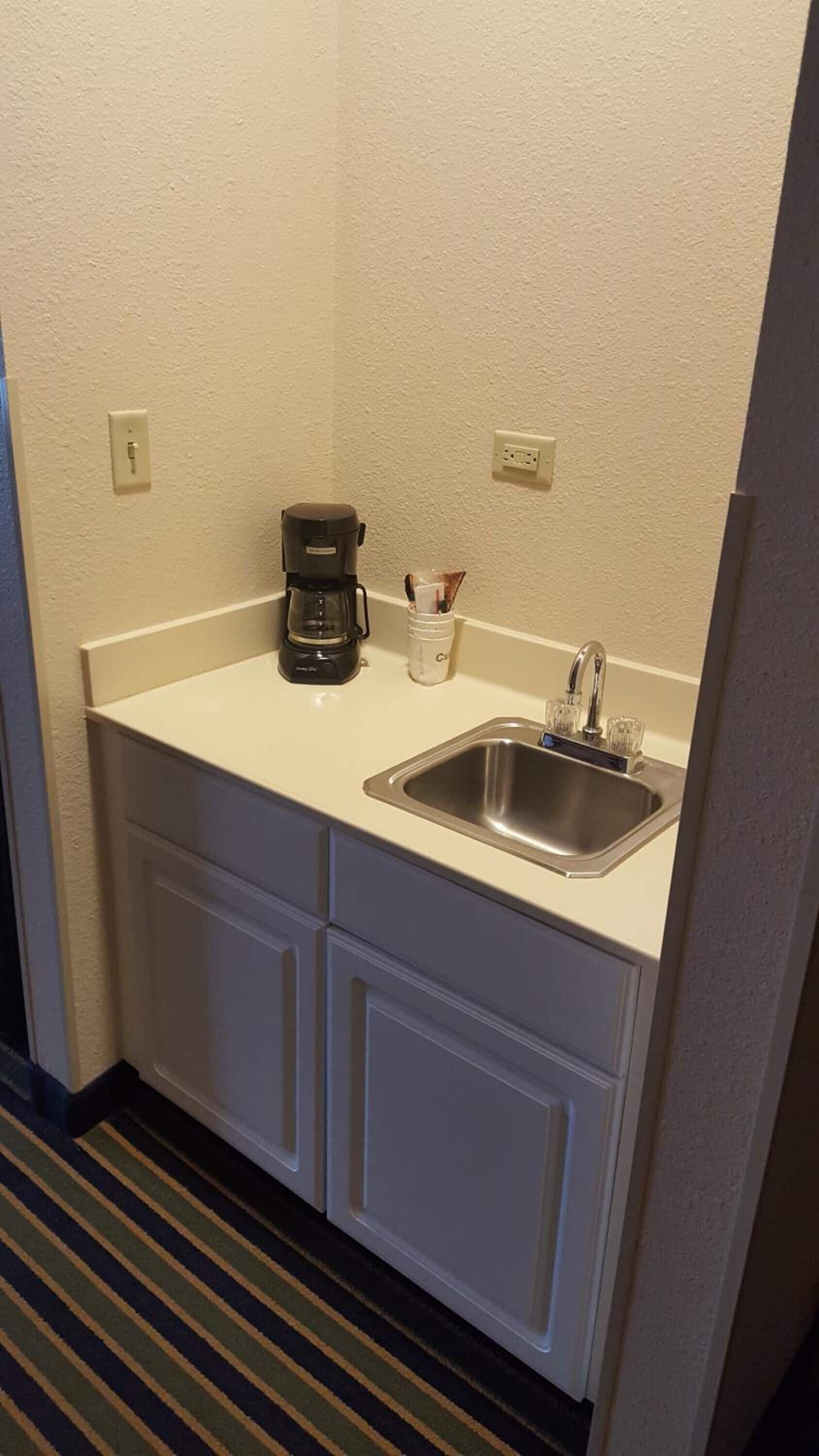 Fridge, microwave, coffee/tea maker