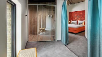 Toren - Superior | Badkamer | Gratis toiletartikelen, een haardroger, handdoeken, zeep