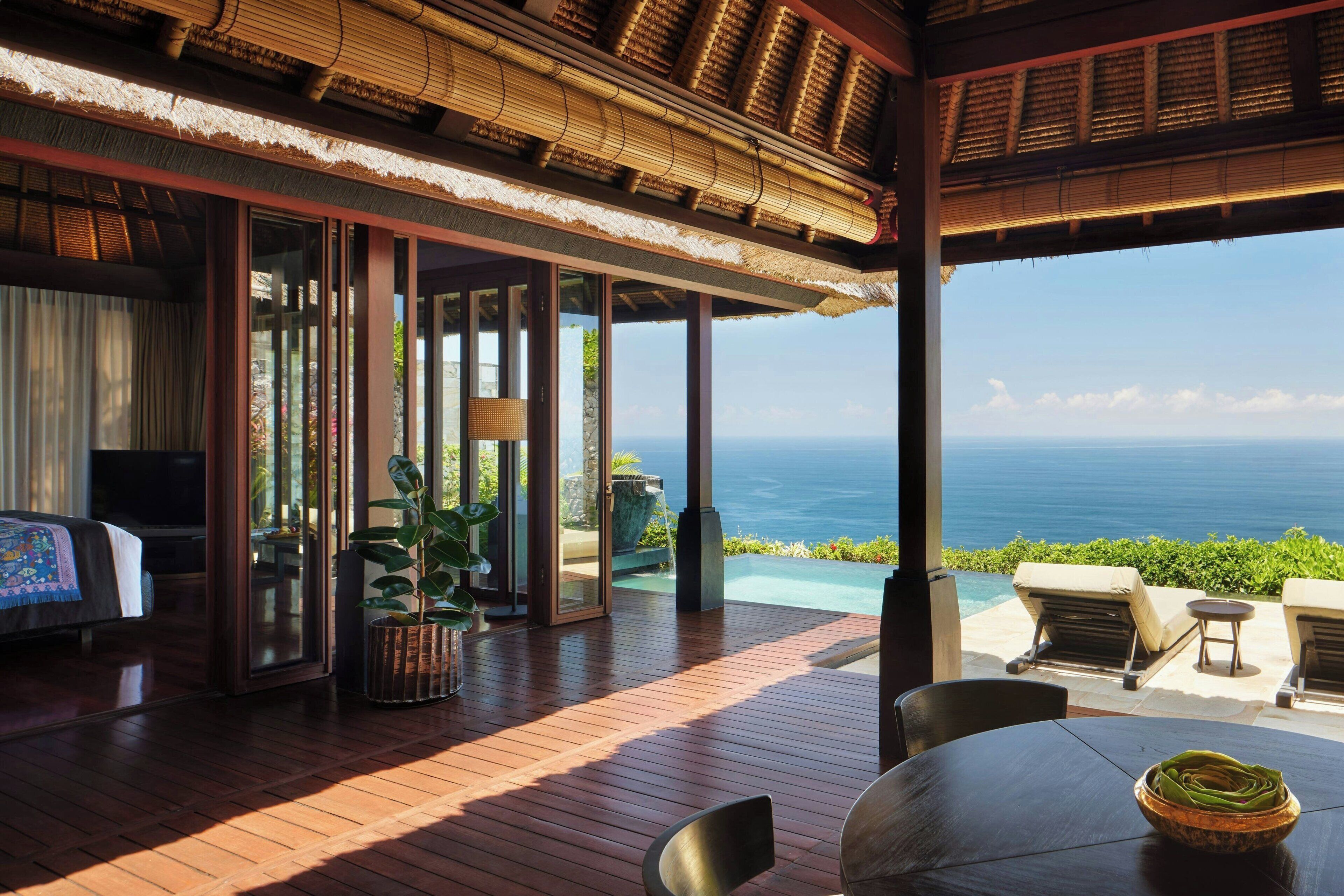Villa, 1 très grand lit, piscine privée, en front de mer (Ocean Cliff Villa) | Literie de qualité supérieure, couette en duvet d'oie