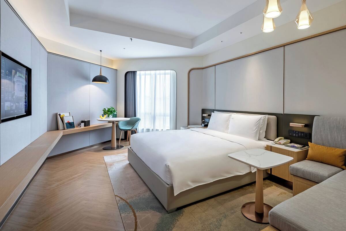 Down duvets, minibar, in-room safe, desk