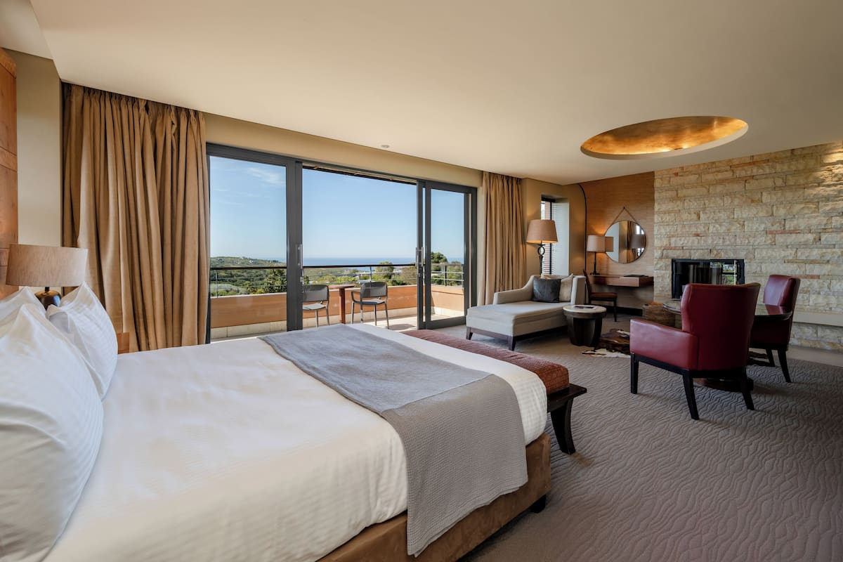 1 bedroom, premium bedding, pillowtop beds, minibar