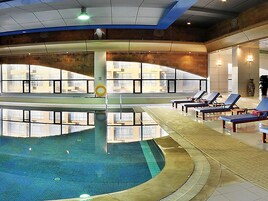 Indoor pool, sun loungers