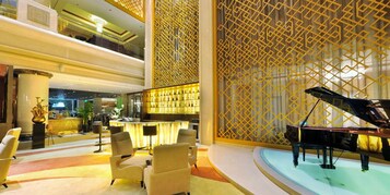 酒吧（店内）