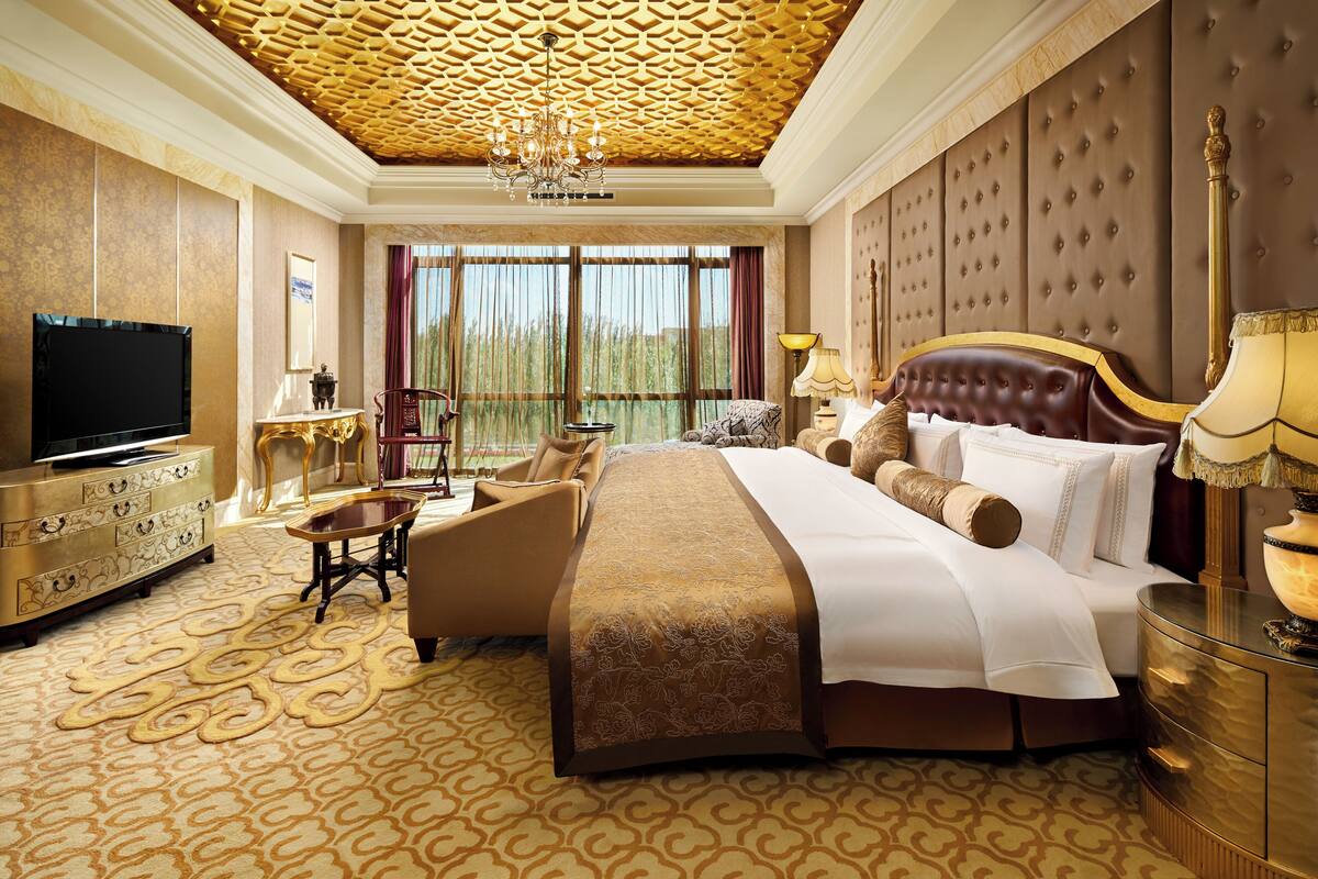 Suite, 3 Bedrooms | Minibar, in-room safe, desk, soundproofing