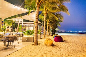 Beach bar - Hoang Ngoc Beach Resort (Phan Thiet)