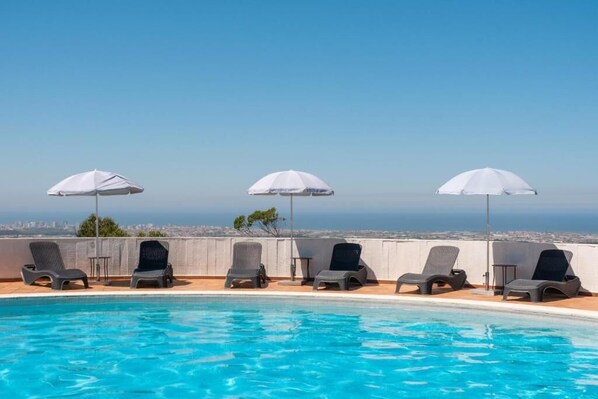 Outdoor pool, pool loungers