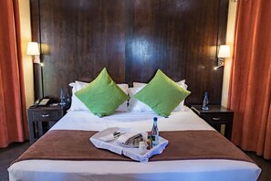Deluxe-Doppelzimmer, 1 King-Bett | Zimmerservice
