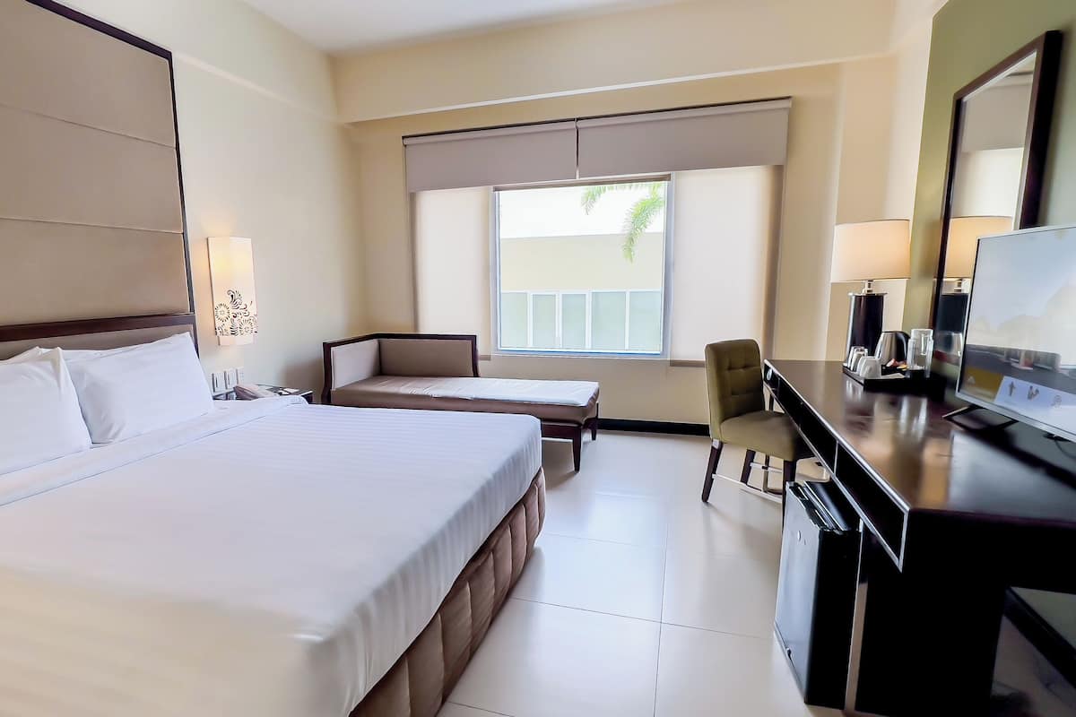1 habitación, ropa de cama de alta calidad, cubrecamas y minibar