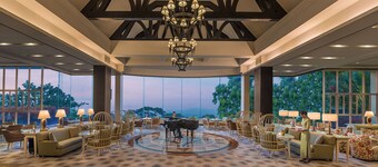 Taal Vista Hotel