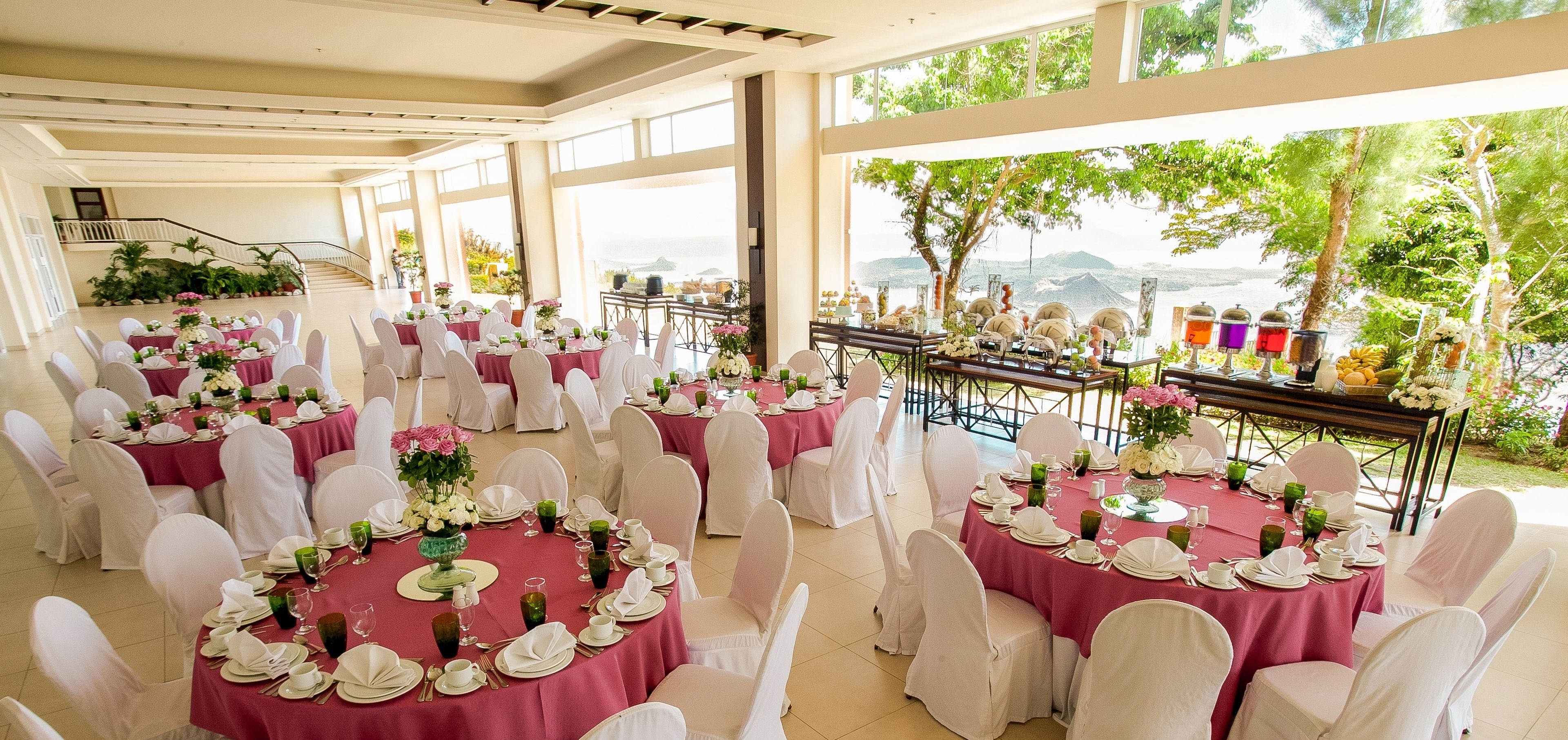 Photo - Taal Vista Hotel