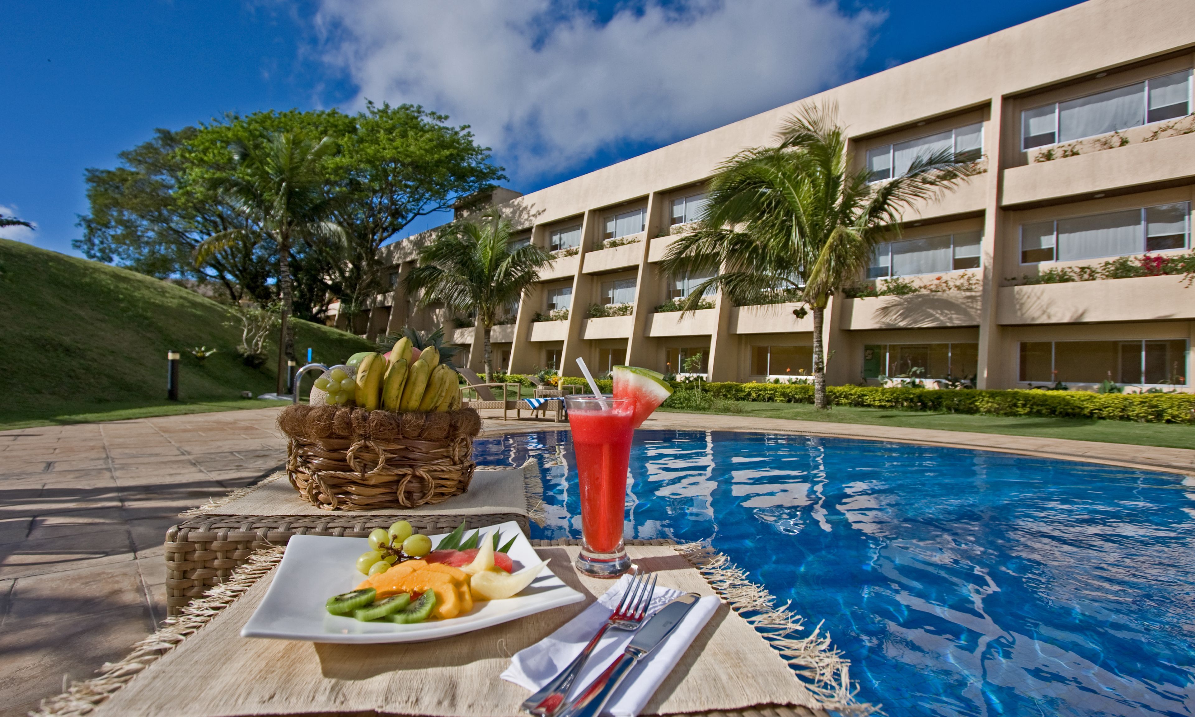 outdoor pool, pool umbrellas