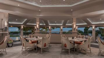 بوفيه فطور يوميًا بتكلفة قدرها (1200 PHP للشخص)