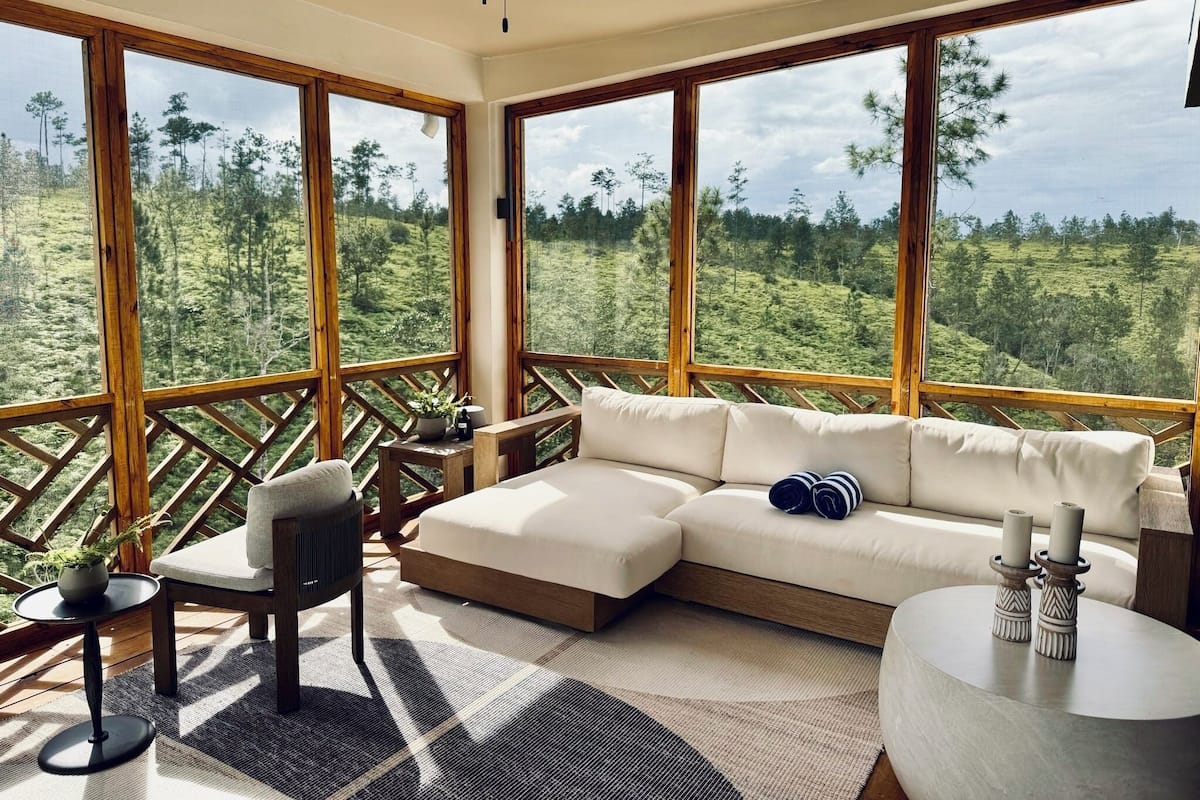 Wilderness Cascade | Terrace/patio