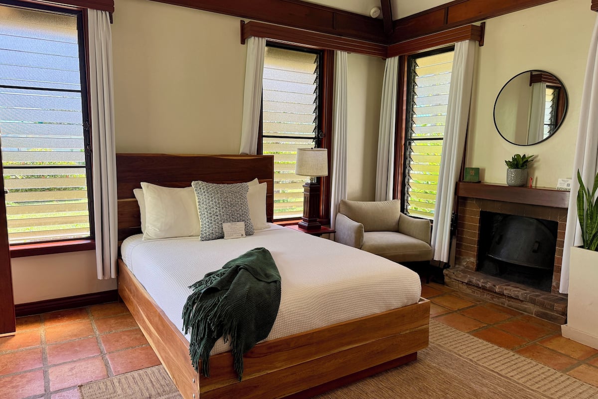 Garden Cottage Double | Hypo-allergenic bedding, in-room safe, individually decorated