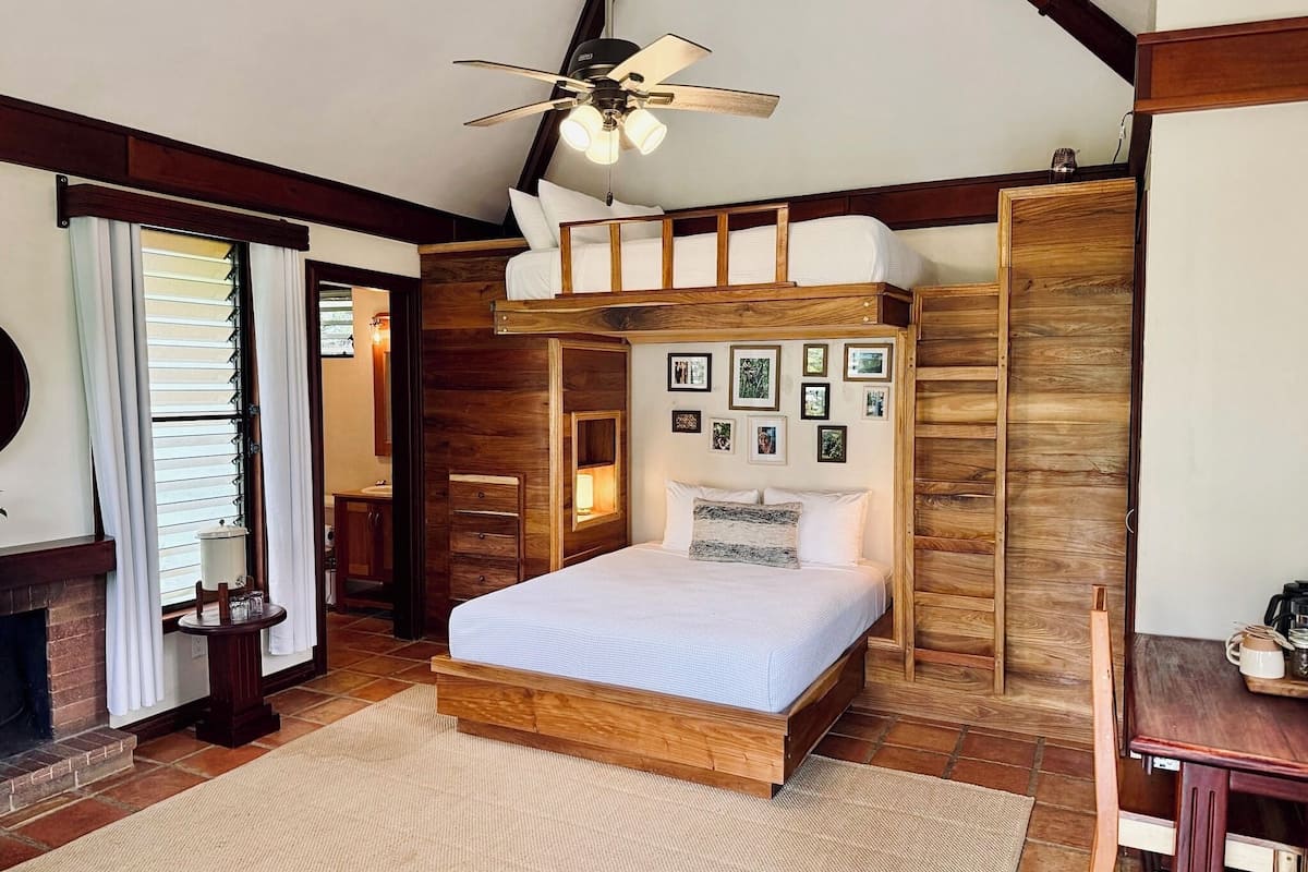 Family Cottage | 1 bedroom, hypo-allergenic bedding, in-room safe, individually decorated