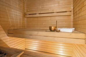Premium Suite, 1 Double Bed with Sofa bed, Sauna | Bathroom | Eco-friendly toiletries, hair dryer, towels
