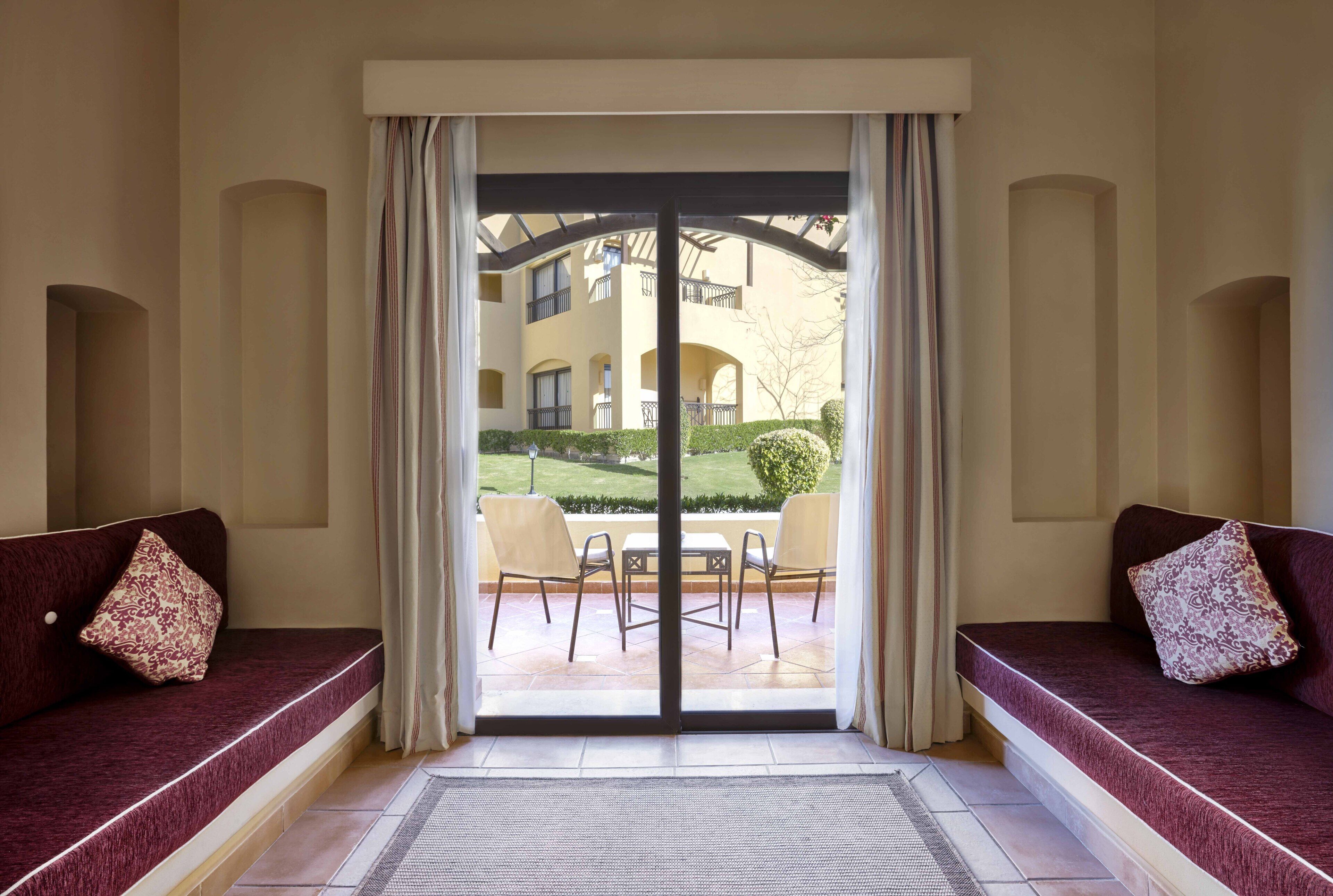 1 bedroom, minibar, in-room safe, blackout curtains