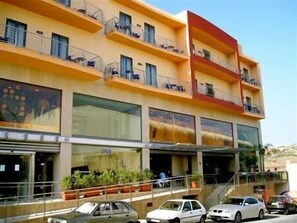 บริเวณภายนอก