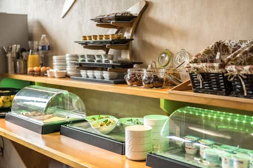Frühstücksbuffet unter der Woche gegen Gebühr