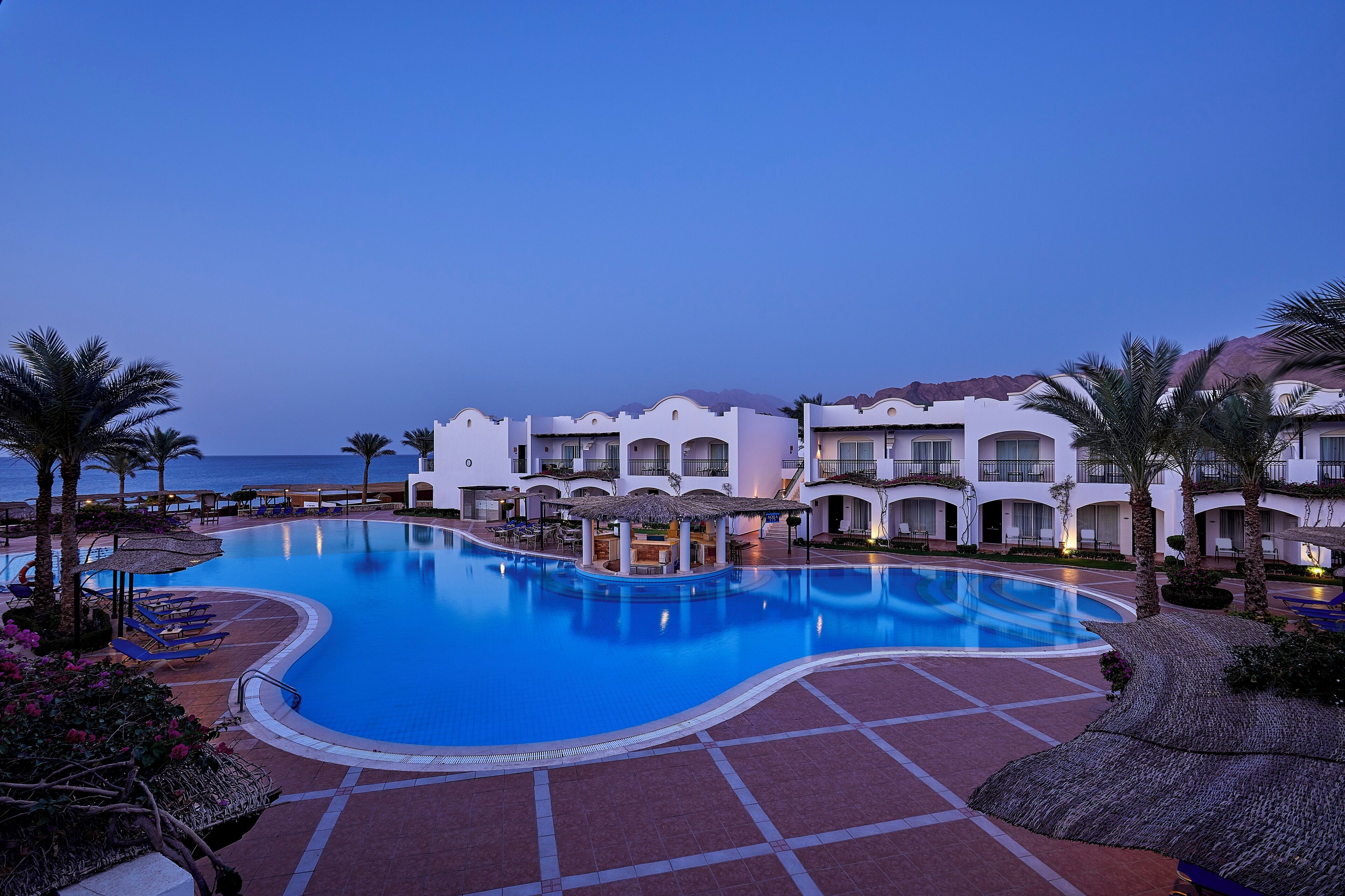 outdoor pool, pool umbrellas