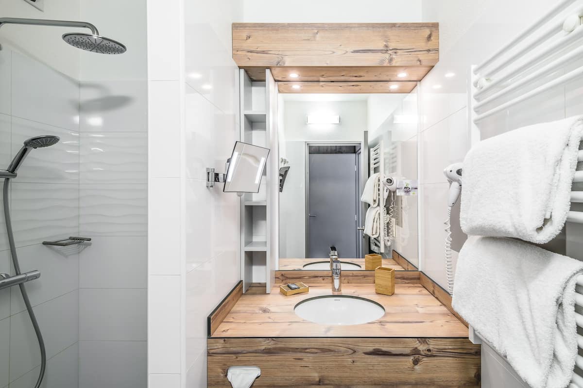 free toiletries, hair dryer, towels