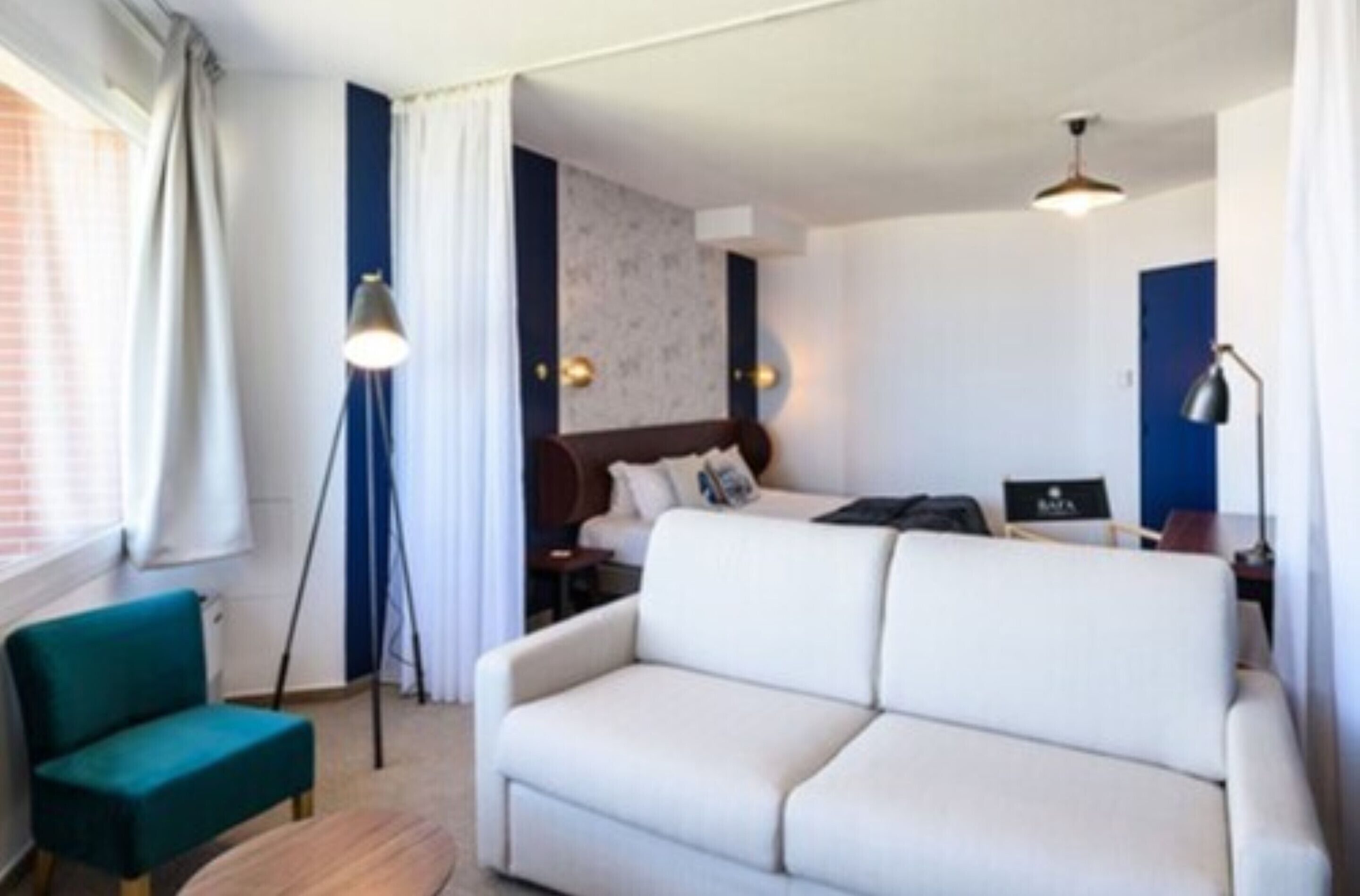 junior room, non smoking, ocean view | 1 bedroom, premium bedding, in-room safe, desk